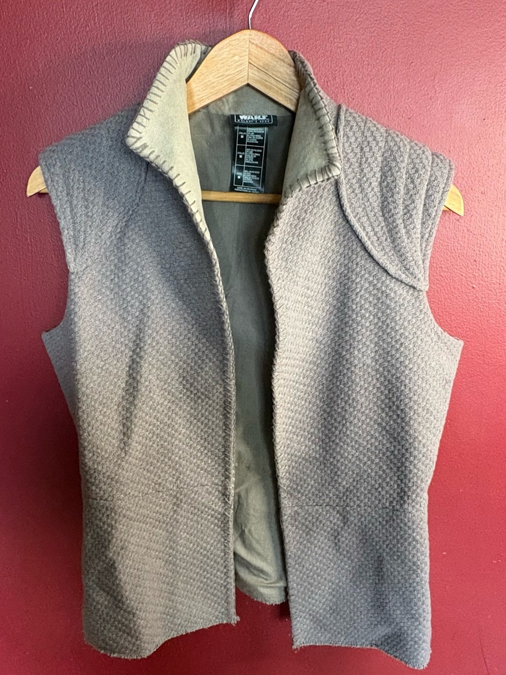 Disney Parks Star Wars Galaxy's Edge Rey's Resistance Vest Size M